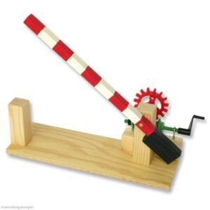 matches21 - Webshop Bahnschranke Bahnuebergang Holz Bausatz Kinder Werkset Bastelset ab 9 Jahren 100902 1 8