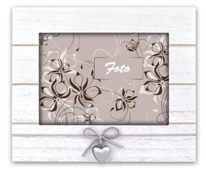 matches21 Bilderrahmen horizontal Portraetrahmen mit Herz und Schleife Shabby weiss 3 Formate 119269 1 1 7