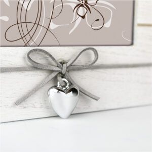 matches21 Bilderrahmen horizontal Portraetrahmen mit Herz und Schleife Shabby weiss 3 Formate 119269 4 1 10