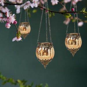 matches21 - Webshop Haengendes Kerzenglas Vintage Windlicht gold in 2 Groessen Modernes Windlichtglas als Kerzenstaender Laterne und Teelichthalter Boho Kerzenhalter Teelichtglas fuer Wohnzimmer Balkon 7 53