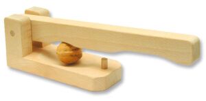 matches21 - Webshop Nussknacker Schale Holz Bausatz Kinder Werkset Bastelset ab 13 Jahren 113922 1 2