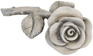 matches21 - Webshop Rose Bluete mit Stiel und Blatt Rosenbluete Gartendeko Grabdeko Poly grau 1 Stk 13 5x7 cm 122175 1 1 2