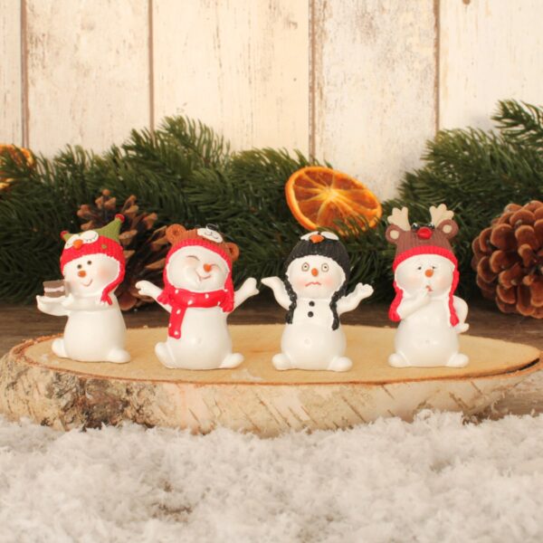 matches21 - Webshop Schneemann Deko Figuren Tiermotiv Muetzen Winterdeko 4er Set Kunststoff 4x3x6 cm 112958 3 1 2