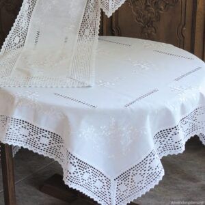 matches21 Tischdecke Mitteldecke weiss edle Stickerei und Haekelspitze Landhausstil 85x85 cm 117106 1 4