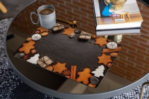 matches21 - Webshop Tischsets Platzsets MOTIV abwaschbar Weihnachten Lebkuchen Zapfen Schiefer 126243 32 1 17