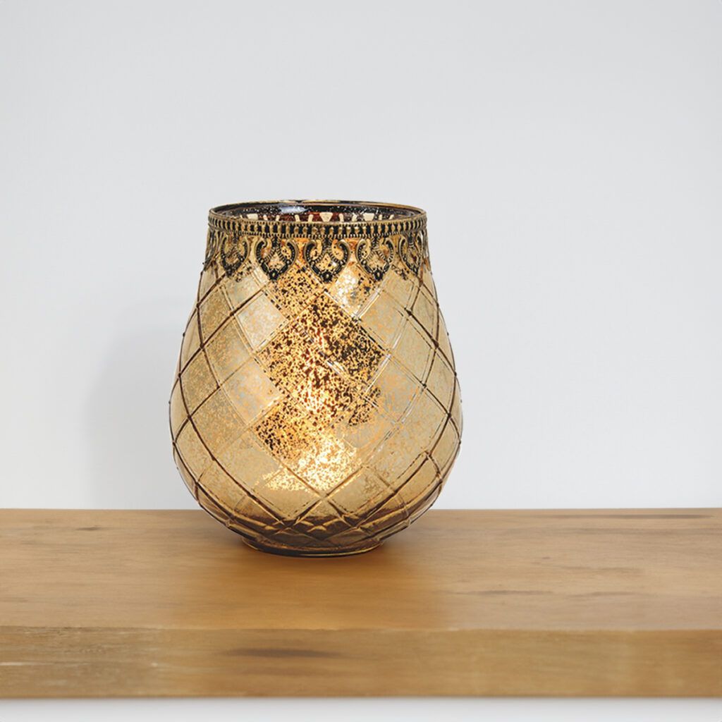 matches21 - Webshop Vintage Kerzenglas Windlicht gold in 3 Groessen Modernes Windlichtglas als Kerzenstaender Laterne und Teelichthalter Boho Kerzenhalter Teelichtglas fuer Wohnzimmer Tisch Deko Balkon 19 23