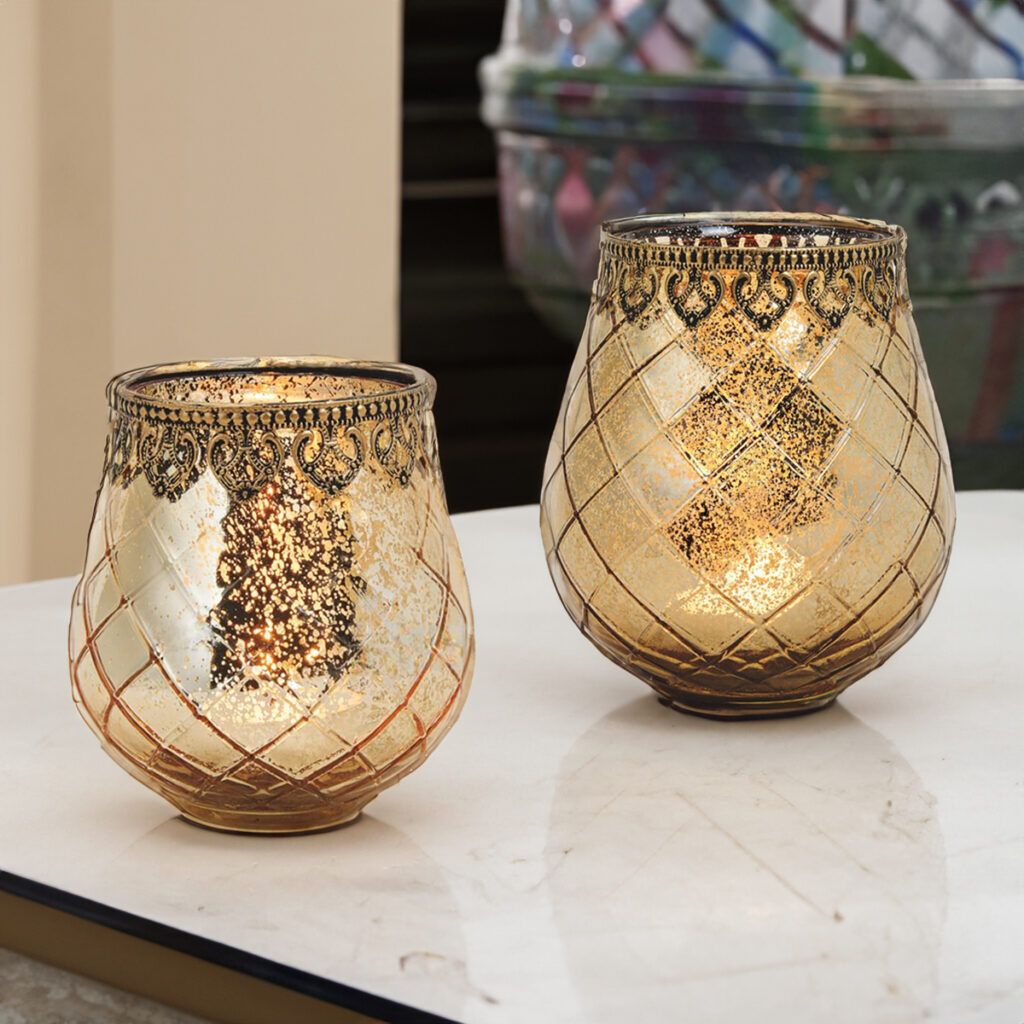 matches21 - Webshop Vintage Kerzenglas Windlicht gold in 3 Groessen Modernes Windlichtglas als Kerzenstaender Laterne und Teelichthalter Boho Kerzenhalter Teelichtglas fuer Wohnzimmer Tisch Deko Balkon 26 28