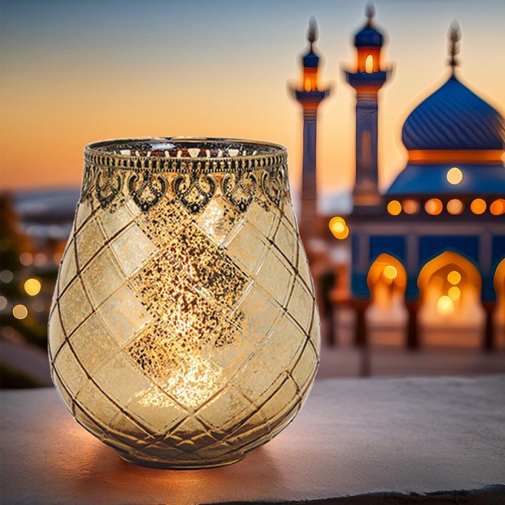 matches21 - Webshop Vintage Kerzenglas Windlicht gold in 3 Groessen Modernes Windlichtglas als Kerzenstaender Laterne und Teelichthalter Boho Kerzenhalter Teelichtglas fuer Wohnzimmer Tisch Deko Balkon 31 32