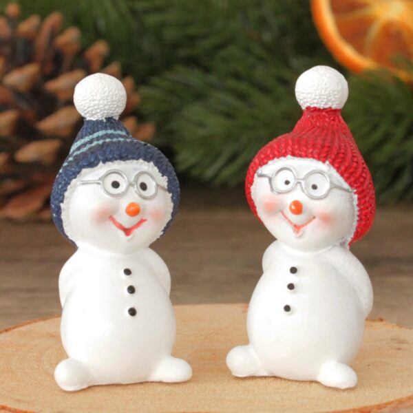 matches21 - Webshop Schneemann Winter Deko Figuren rot blaue Muetzen 8er Set Kunststoff je 5 cm 112960 3 1 4