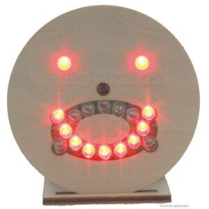 matches21 - Webshop Smiley Gesicht mit LEDs Holz Loet Bausatz vorg 4 1 4