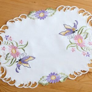 matches21 - Webshop Tischlaeufer Mitteldecke Schmetterlinge Blumen Zierkante Stick bunt 30x45 cm oval 117131 1 23