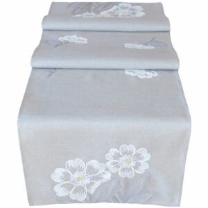 matches21 - Webshop Tischlaeufer Tischwaesche Mitteldecke hellgrau Blueten und Blaetter weiss gestickt 40x140 cm 115819 1 2